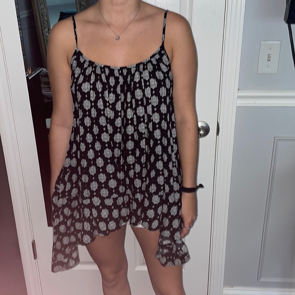 Black and white patterned tunic
